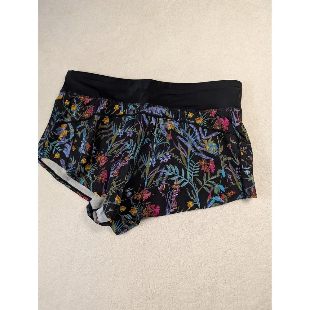 Title Nine Womens XL Black Floral Botanical Athletic Running Shorts NWT New